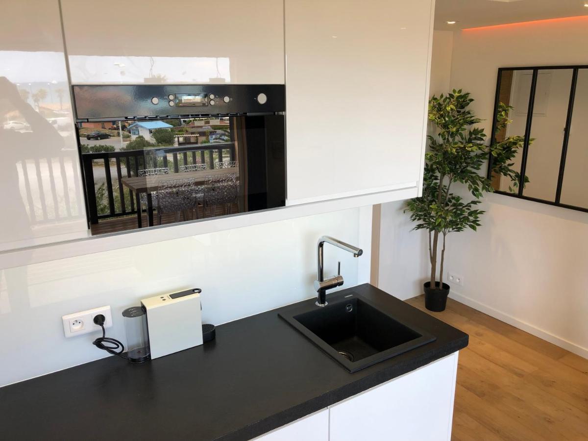 Appartement climatisé refait à neuf - VUE MER Saint-Tropez - Piscine- 50m plage Gassin Exterior foto