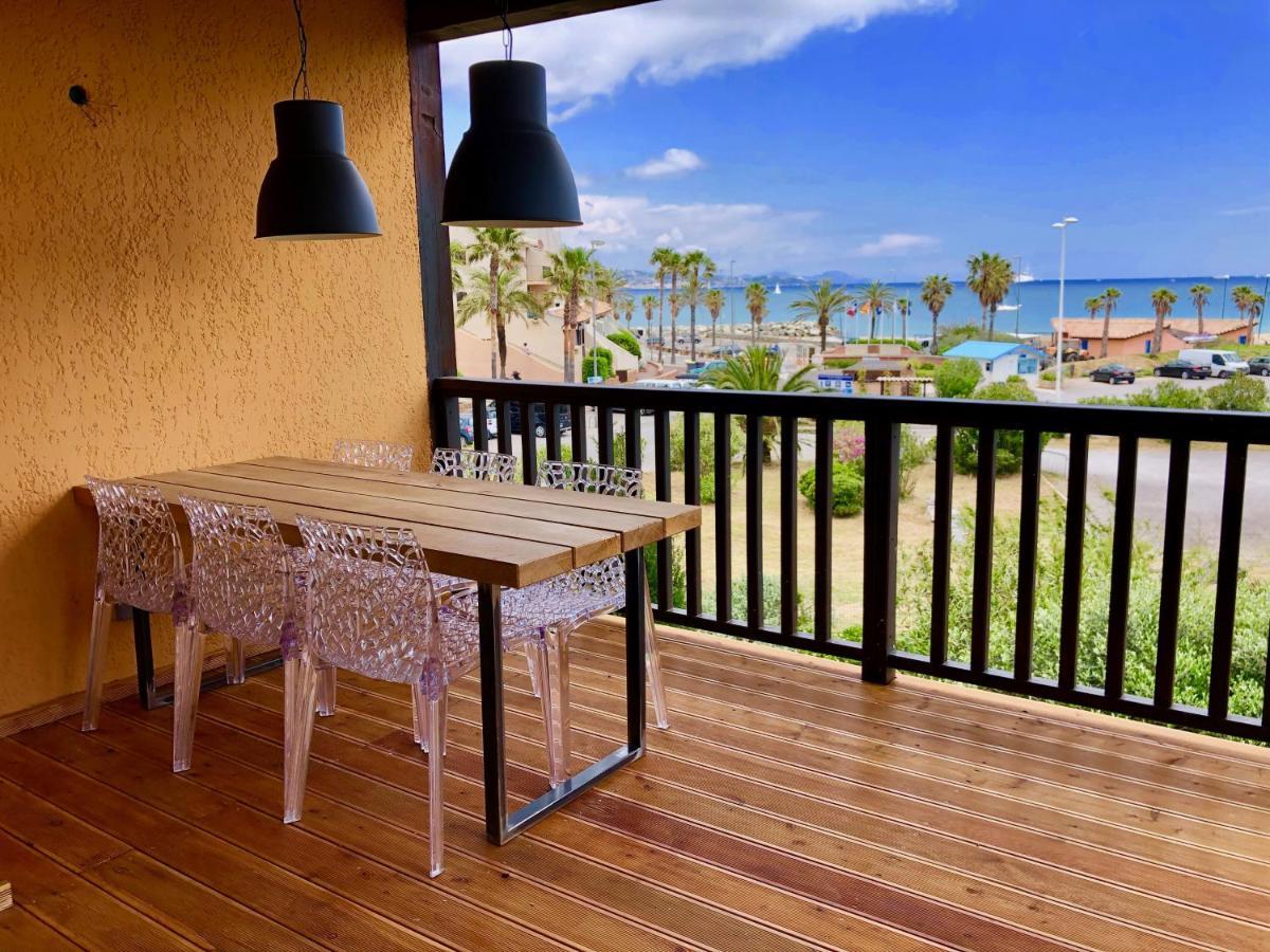 Appartement climatisé refait à neuf - VUE MER Saint-Tropez - Piscine- 50m plage Gassin Exterior foto