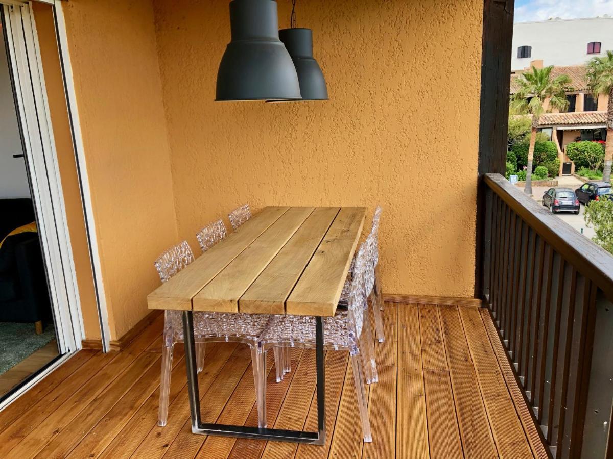 Appartement climatisé refait à neuf - VUE MER Saint-Tropez - Piscine- 50m plage Gassin Exterior foto